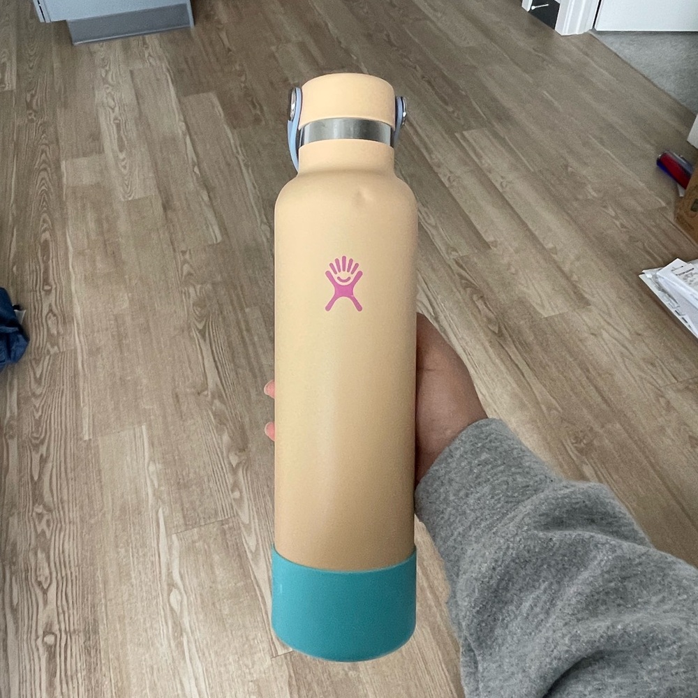 Hydro Flask Insulated Water Bottle - Special Edition Dune